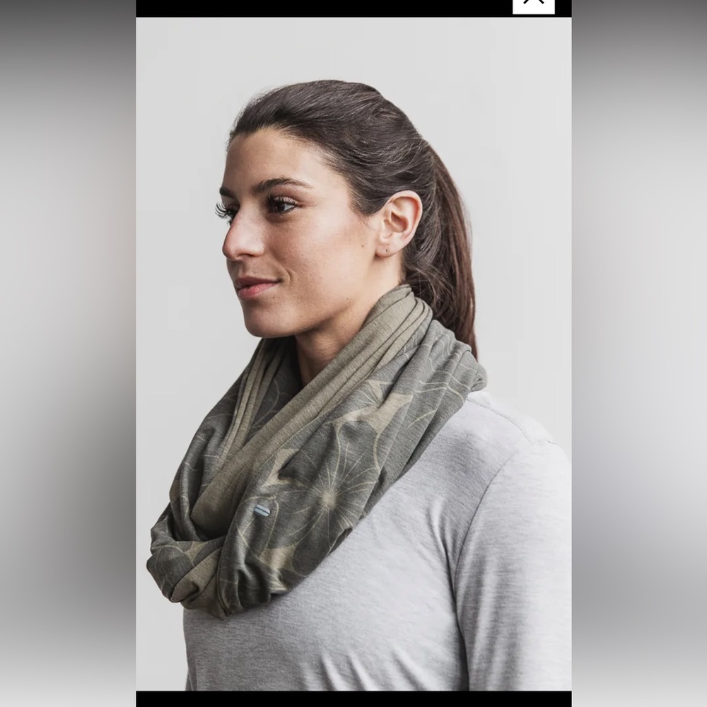 NoBull infinity scarf